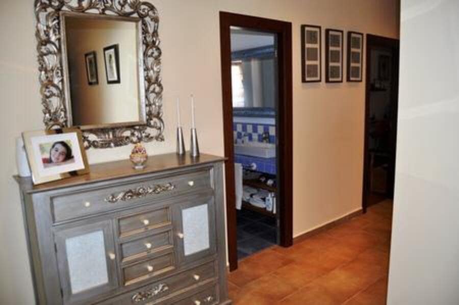 5 bedroom Villa for sale in Denia with pool - € 795,000 (Ref: 1906317)