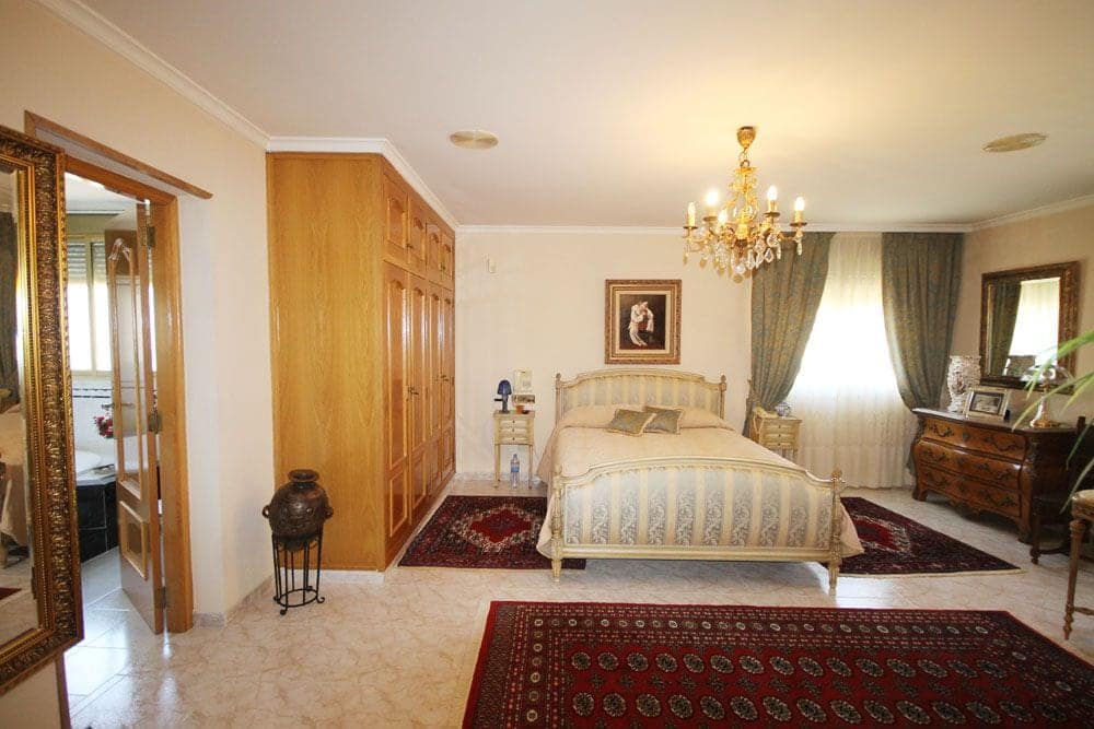 7 soveværelse Villa til salg i Gandia med swimmingpool garage - € 1.200.000 (Ref: 1940117)