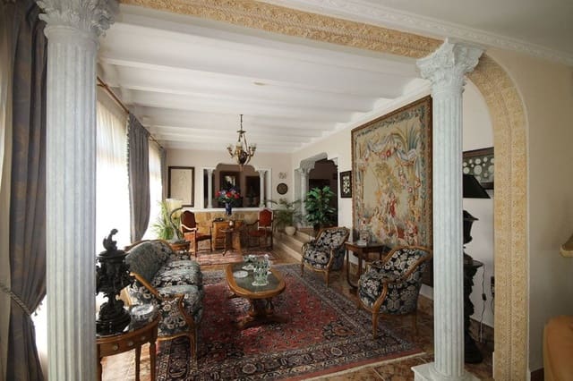 7 soverom Villa til salgs i Gandia med svømmebasseng garasje - € 1 200 000 (Ref: 1940117)