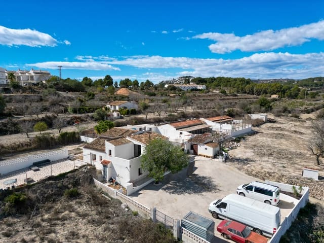 5 soverom Villa til salgs i Moraira, Teulada-Moraira med garasje - € 599 000 (Ref: 2163028)