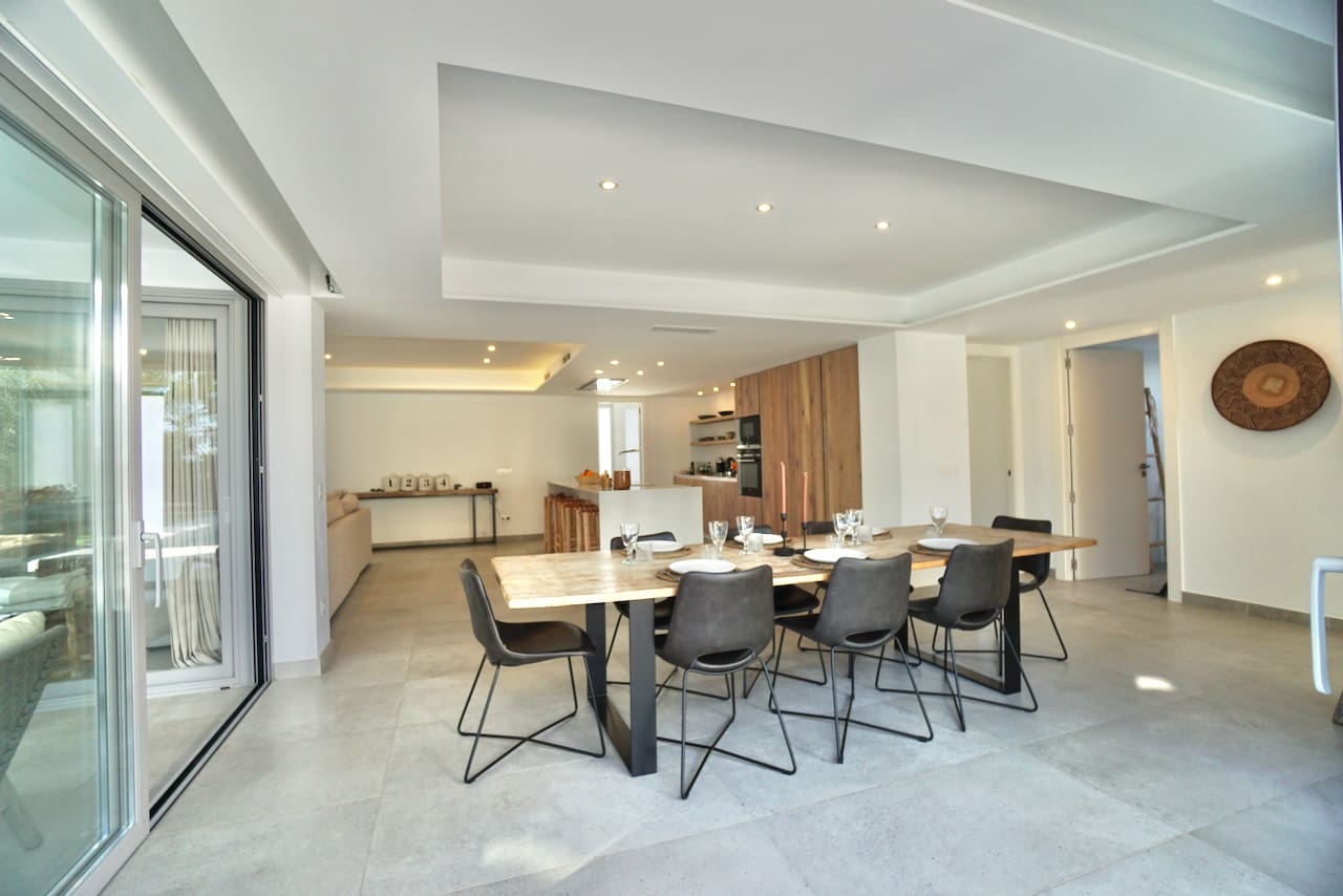 4 sypialnia Willa na sprzedaż w Benissa z basenem garażem - 1 380 000 € (Ref: 2163919)