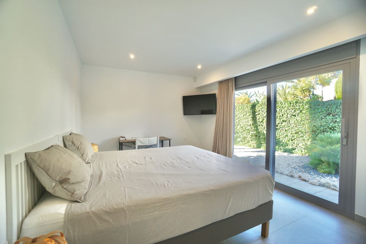 4 sypialnia Willa na sprzedaż w Benissa z basenem garażem - 1 380 000 € (Ref: 2163919)