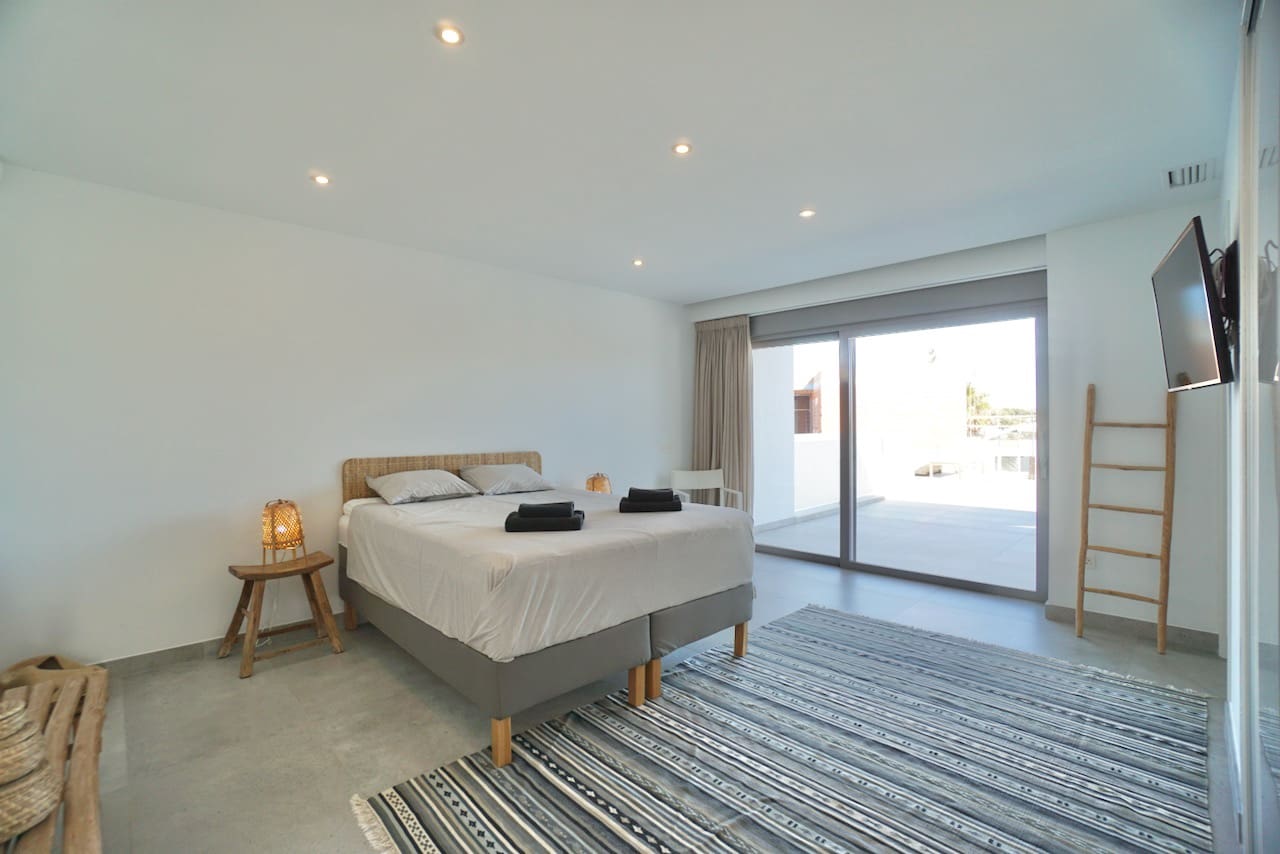 4 sypialnia Willa na sprzedaż w Benissa z basenem garażem - 1 380 000 € (Ref: 2163919)