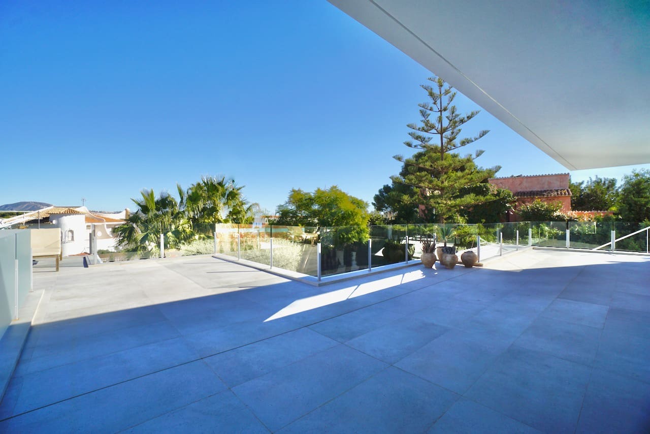 4 sypialnia Willa na sprzedaż w Benissa z basenem garażem - 1 380 000 € (Ref: 2163919)