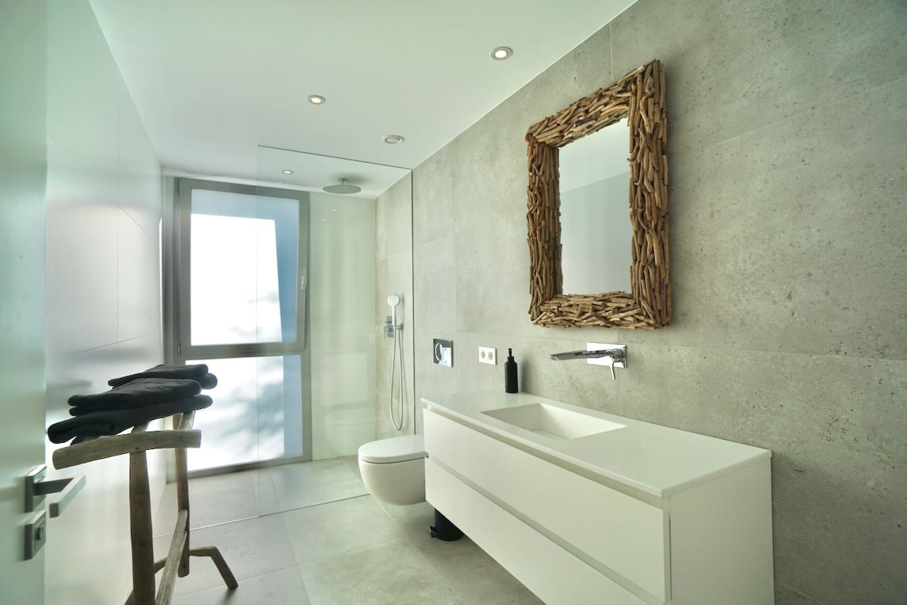 4 sypialnia Willa na sprzedaż w Benissa z basenem garażem - 1 380 000 € (Ref: 2163919)