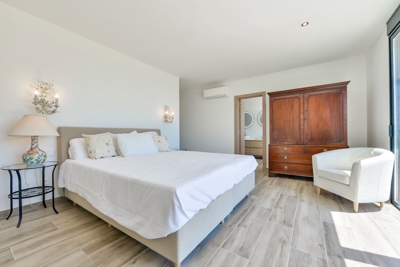 4 soverom Villa til salgs i Moraira med svømmebasseng garasje - € 1 635 000 (Ref: 2349969)