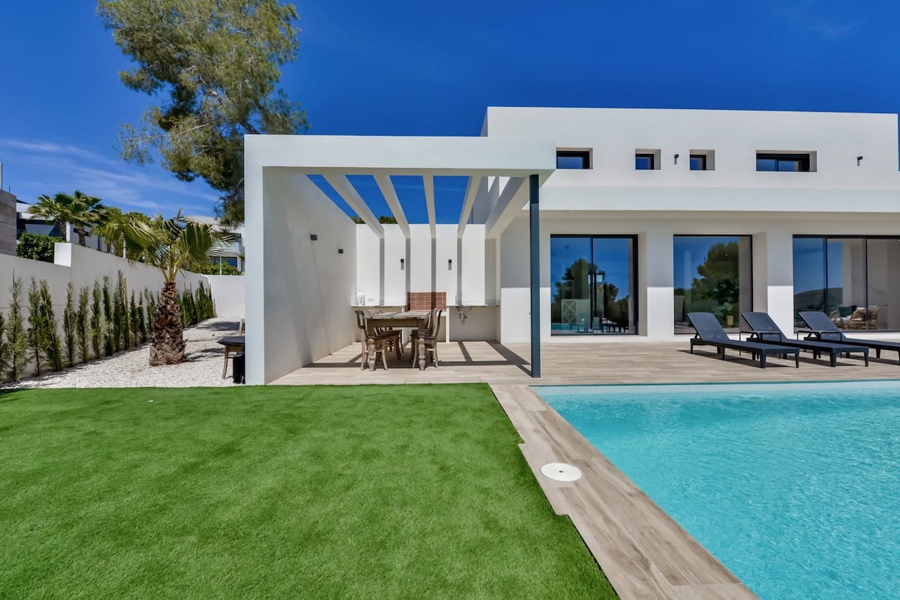 4 soverom Villa til salgs i Moraira med svømmebasseng garasje - € 1 635 000 (Ref: 2349969)
