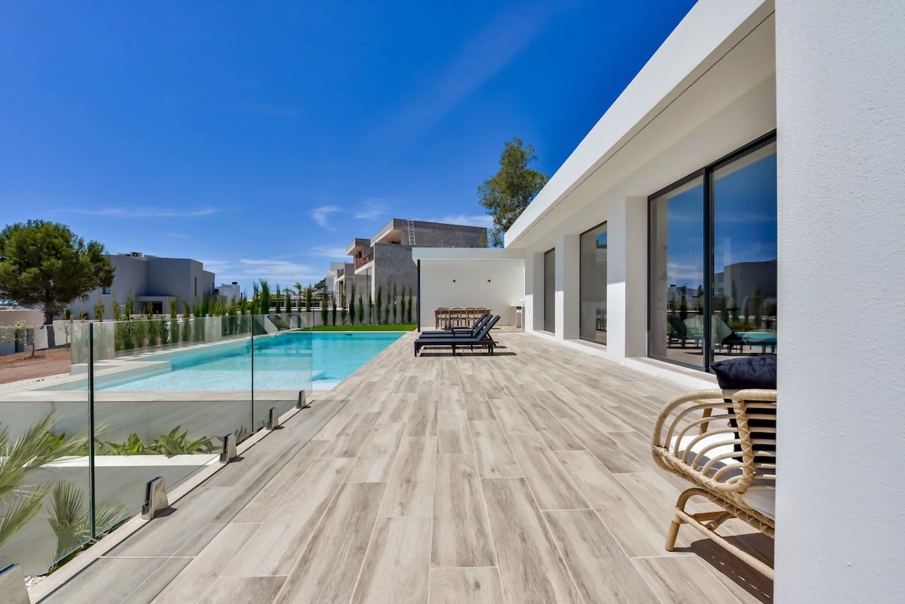 4 soverom Villa til salgs i Moraira med svømmebasseng garasje - € 1 635 000 (Ref: 2349969)