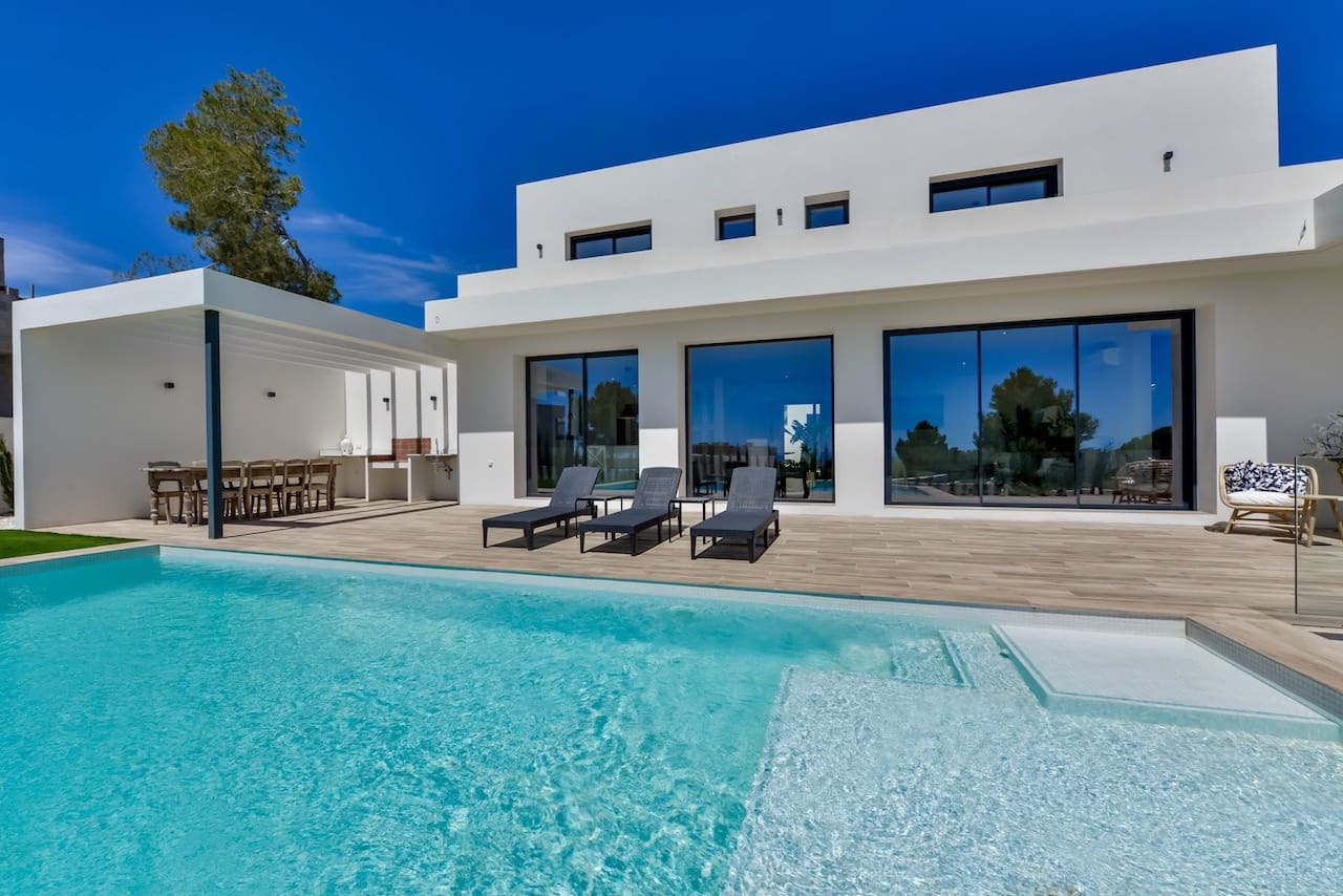 4 soverom Villa til salgs i Moraira med svømmebasseng garasje - € 1 635 000 (Ref: 2349969)