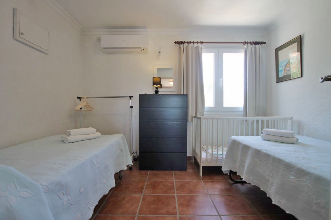 7 bedroom Villa for sale in Javea / Xabia with pool garage - € 949,000 (Ref: 2577006)