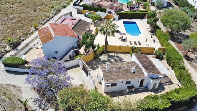 7 quarto Moradia para venda em Javea / Xàbia com piscina garagem - 949 000 € (Ref: 2577006)