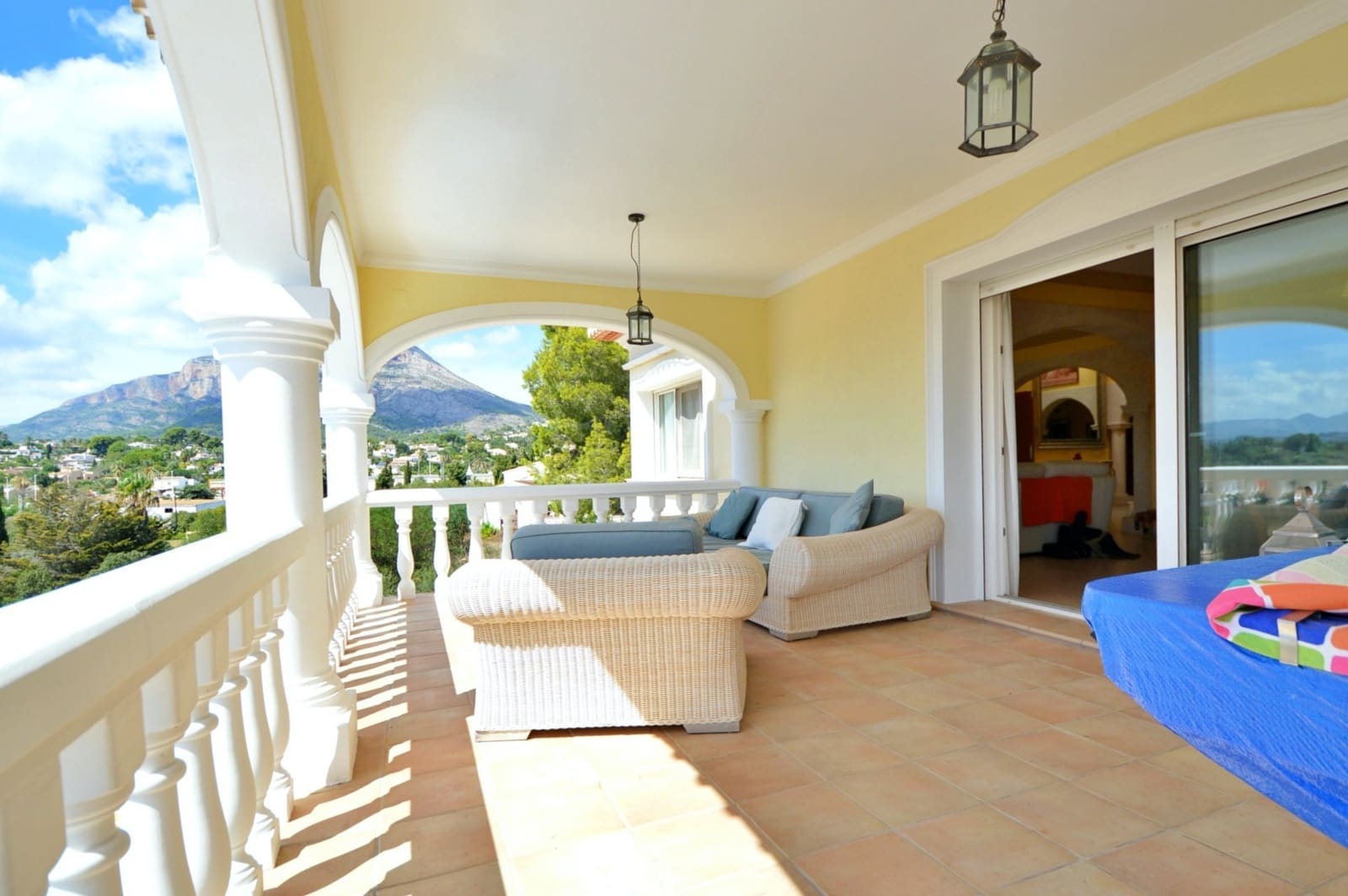 4 bedroom Villa for sale in Javea / Xabia with pool garage - € 835,000 (Ref: 2816923)