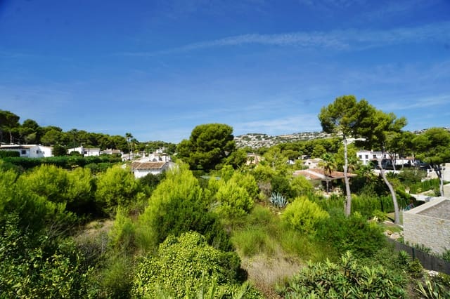 Building Plot for sale in Moraira, Teulada-Moraira - € 250,000 (Ref: 3105765)