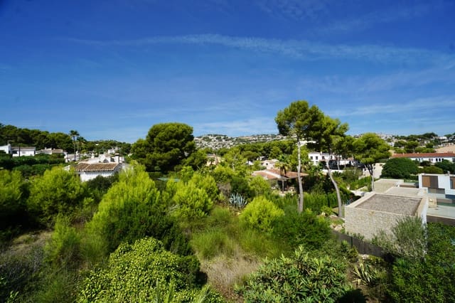 Building Plot for sale in Moraira, Teulada-Moraira - € 250,000 (Ref: 3105765)