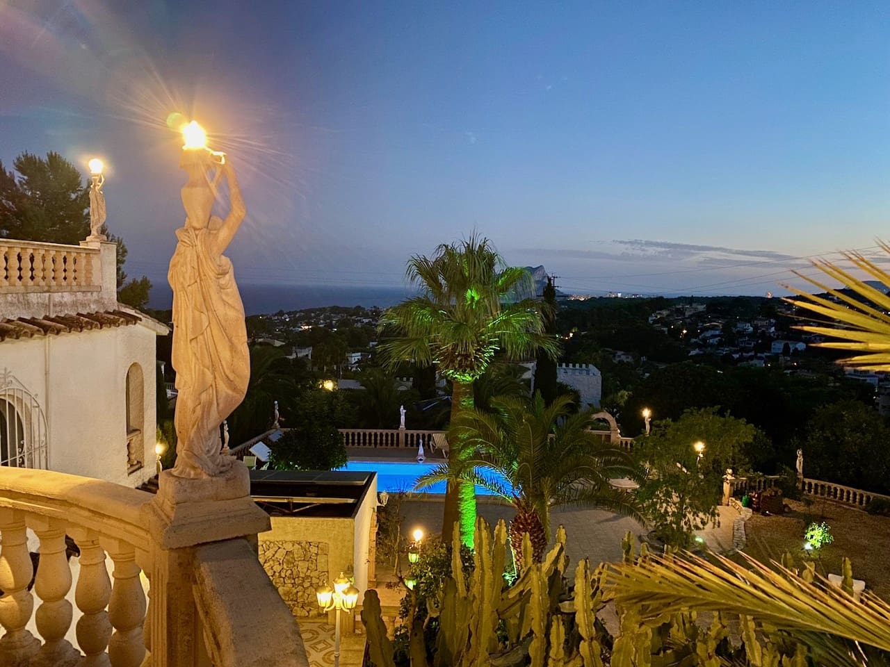 4 chambre Villa/Maison à vendre à Benissa avec piscine garage - 1 290 000 € (Ref: 3105824)