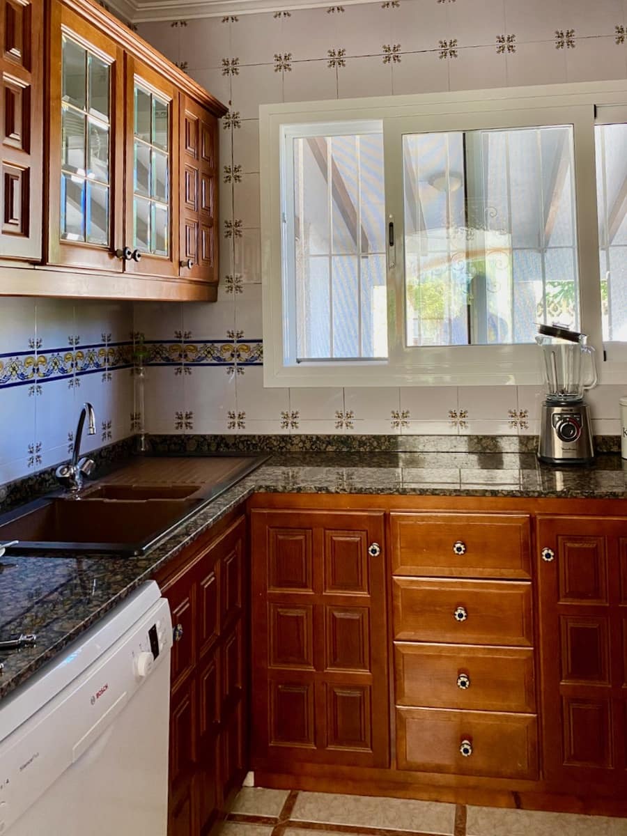 4 chambre Villa/Maison à vendre à Benissa avec piscine garage - 1 290 000 € (Ref: 3105824)