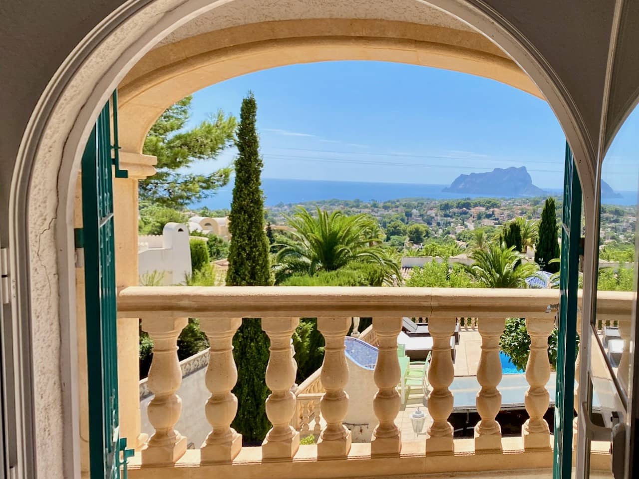 4 chambre Villa/Maison à vendre à Benissa avec piscine garage - 1 290 000 € (Ref: 3105824)