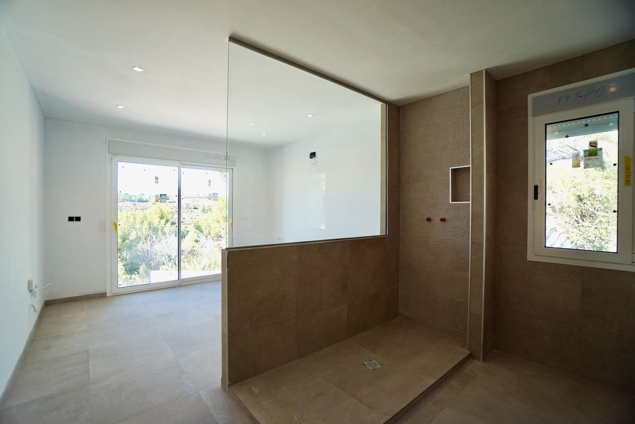 Chalet de 4 habitaciones en Benitachell / Benitatxell en venta con piscina garaje - 1.085.000 € (Ref: 3950548)