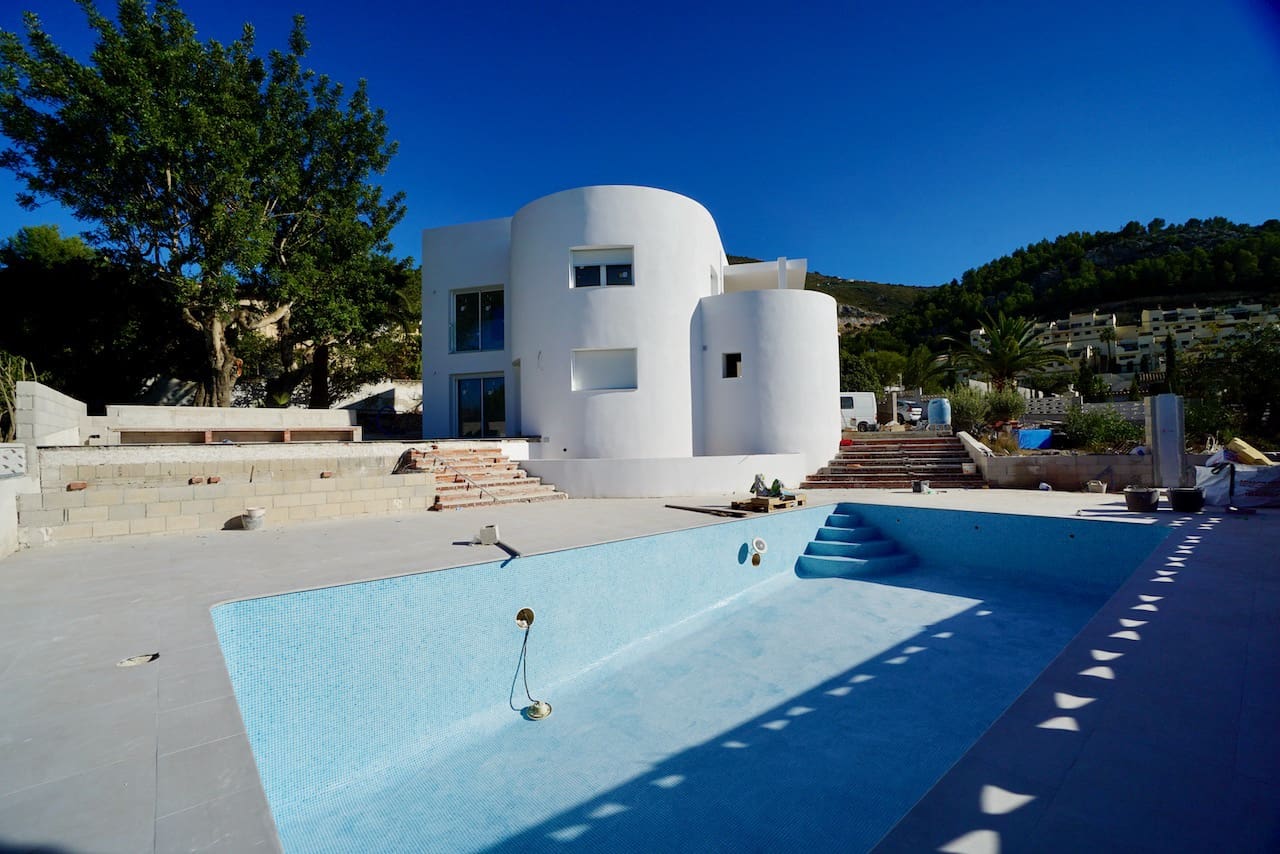 Chalet de 4 habitaciones en Benitachell / Benitatxell en venta con piscina garaje - 1.085.000 € (Ref: 3950548)