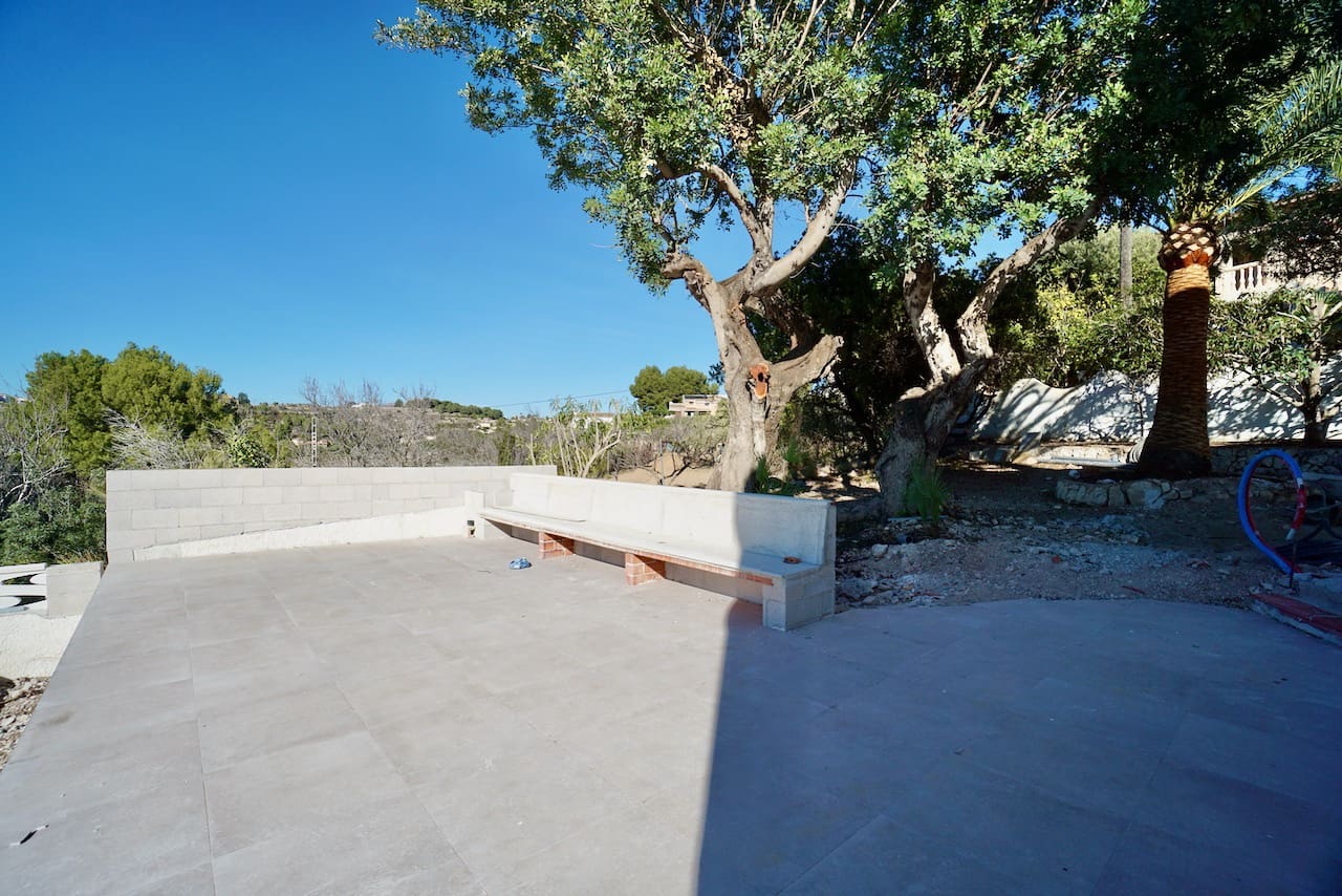 Chalet de 4 habitaciones en Benitachell / Benitatxell en venta con piscina garaje - 1.085.000 € (Ref: 3950548)