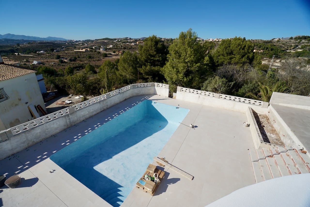 Chalet de 4 habitaciones en Benitachell / Benitatxell en venta con piscina garaje - 1.085.000 € (Ref: 3950548)