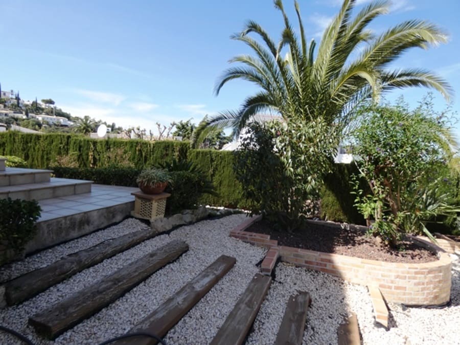 5 bedroom Villa for sale in Denia - € 745,000 (Ref: 4612548)