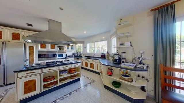 7 bedroom Villa for sale in Javea / Xàbia with pool garage - € 1,550,000 (Ref: 4612563)