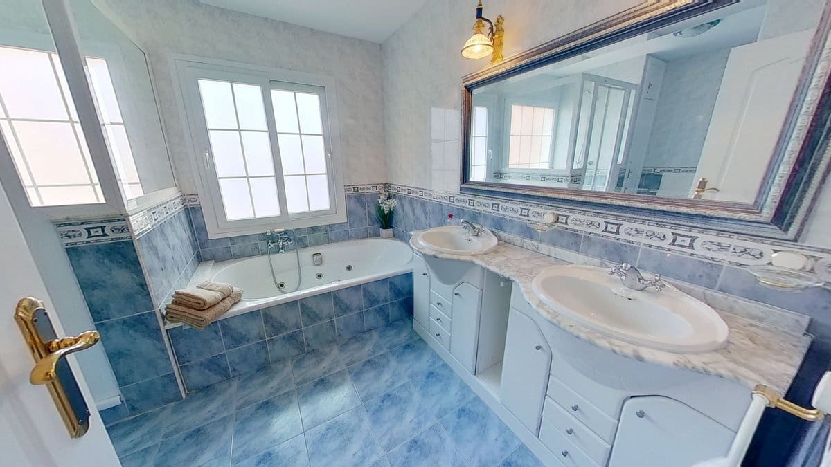 7 bedroom Villa for sale in Javea / Xabia with pool garage - € 1,550,000 (Ref: 4612563)