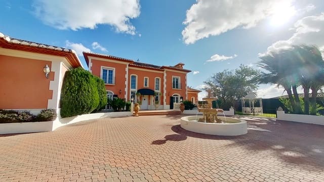 7 bedroom Villa for sale in Javea / Xàbia with pool garage - € 1,550,000 (Ref: 4612563)