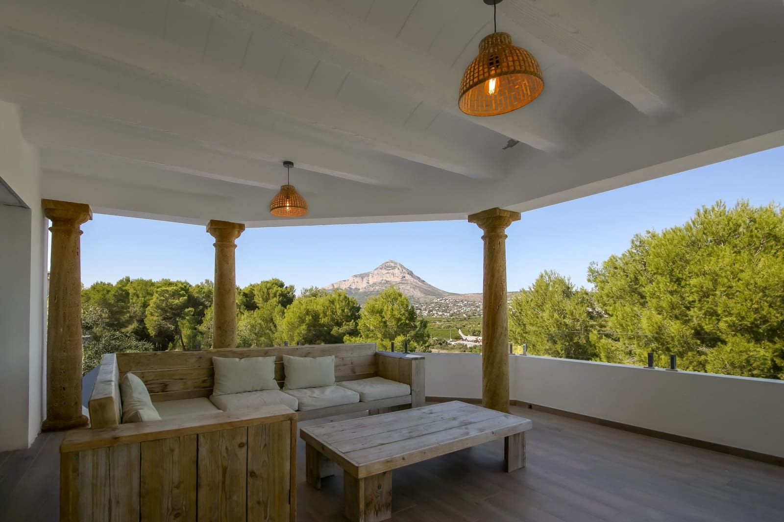 4 bedroom Villa for sale in Javea / Xabia with pool - € 995,000 (Ref: 4612569)