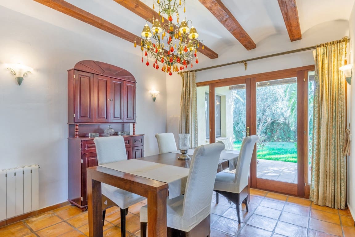 7 bedroom Villa for sale in Benissa with pool garage - € 995,000 (Ref: 4612572)