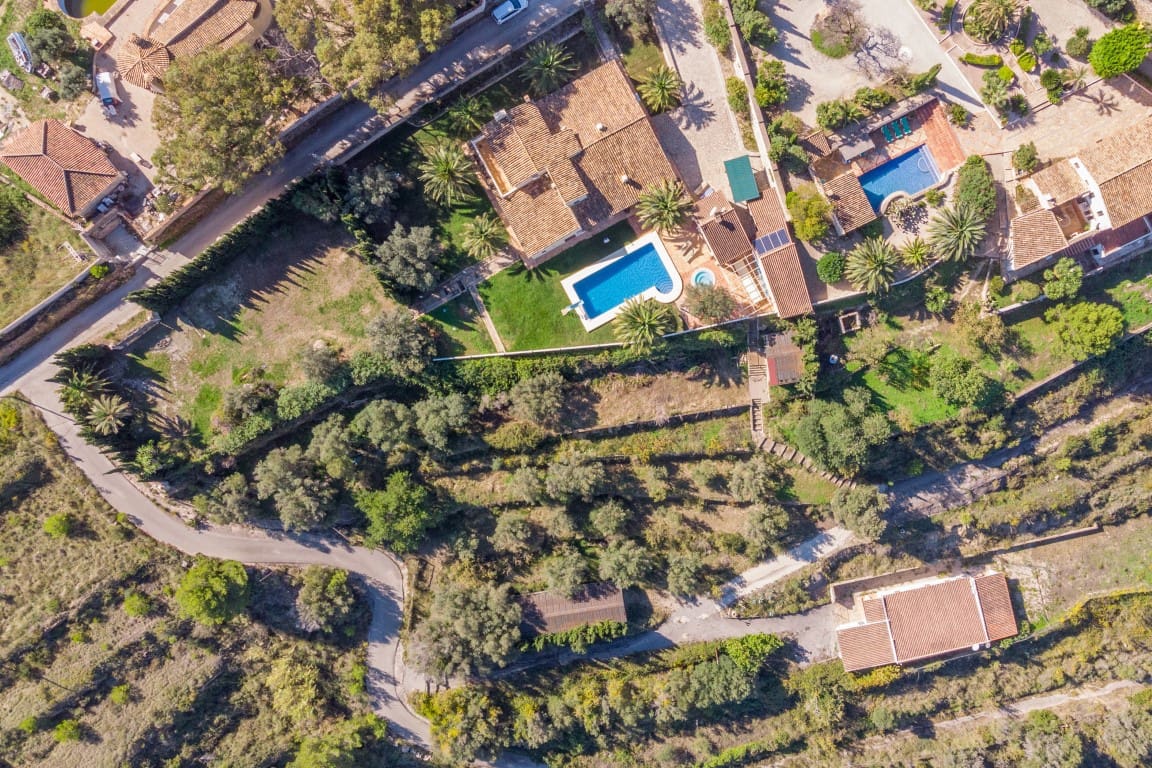 7 bedroom Villa for sale in Benissa with pool garage - € 995,000 (Ref: 4612572)