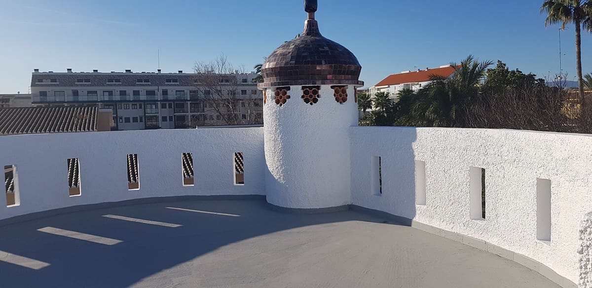 7 quarto Moradia para venda em Denia com piscina garagem - 600 000 € (Ref: 4612582)