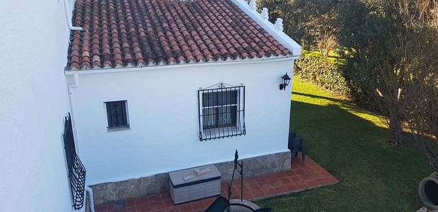 7 quarto Moradia para venda em Dénia com piscina garagem - 600 000 € (Ref: 4612582)