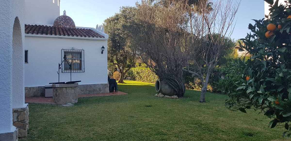 7 quarto Moradia para venda em Denia com piscina garagem - 600 000 € (Ref: 4612582)