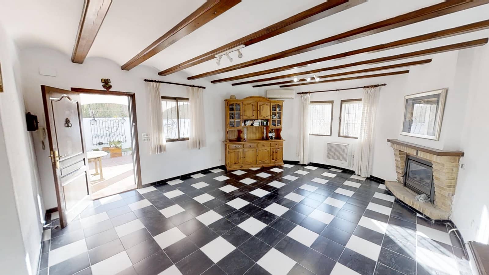 7 quarto Moradia para venda em Denia com piscina garagem - 600 000 € (Ref: 4612582)