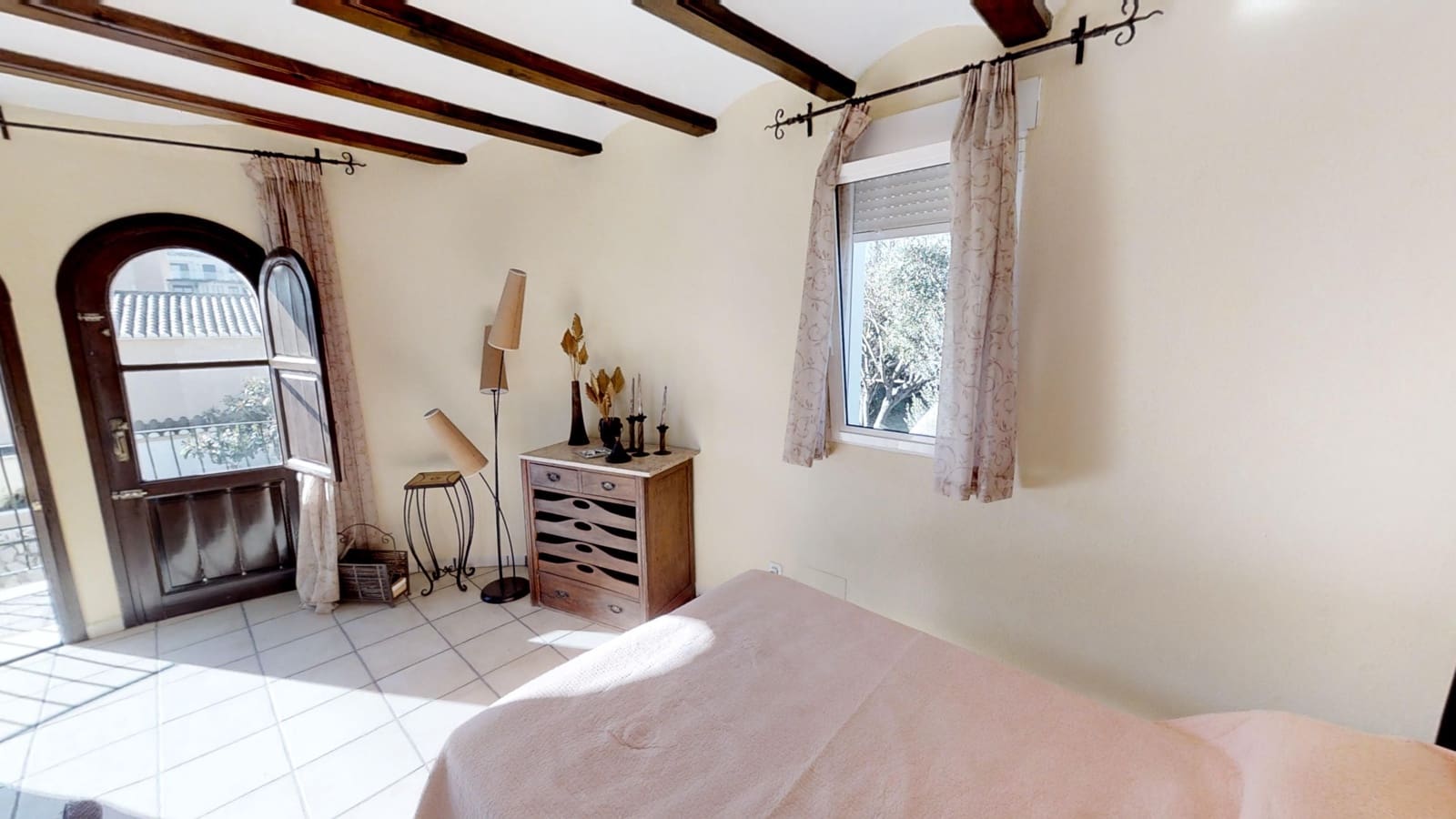 7 quarto Moradia para venda em Denia com piscina garagem - 600 000 € (Ref: 4612582)