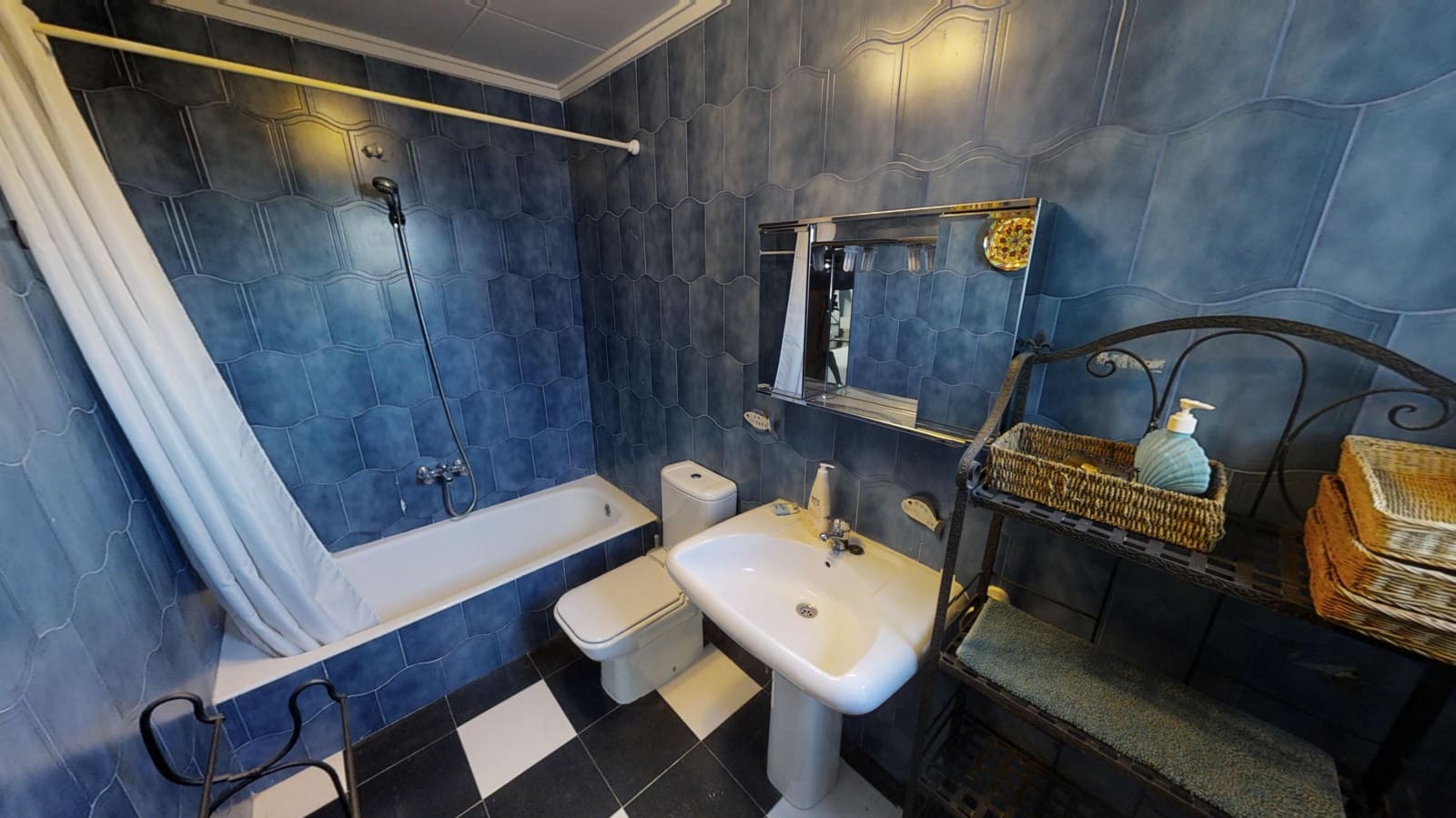 7 quarto Moradia para venda em Denia com piscina garagem - 600 000 € (Ref: 4612582)