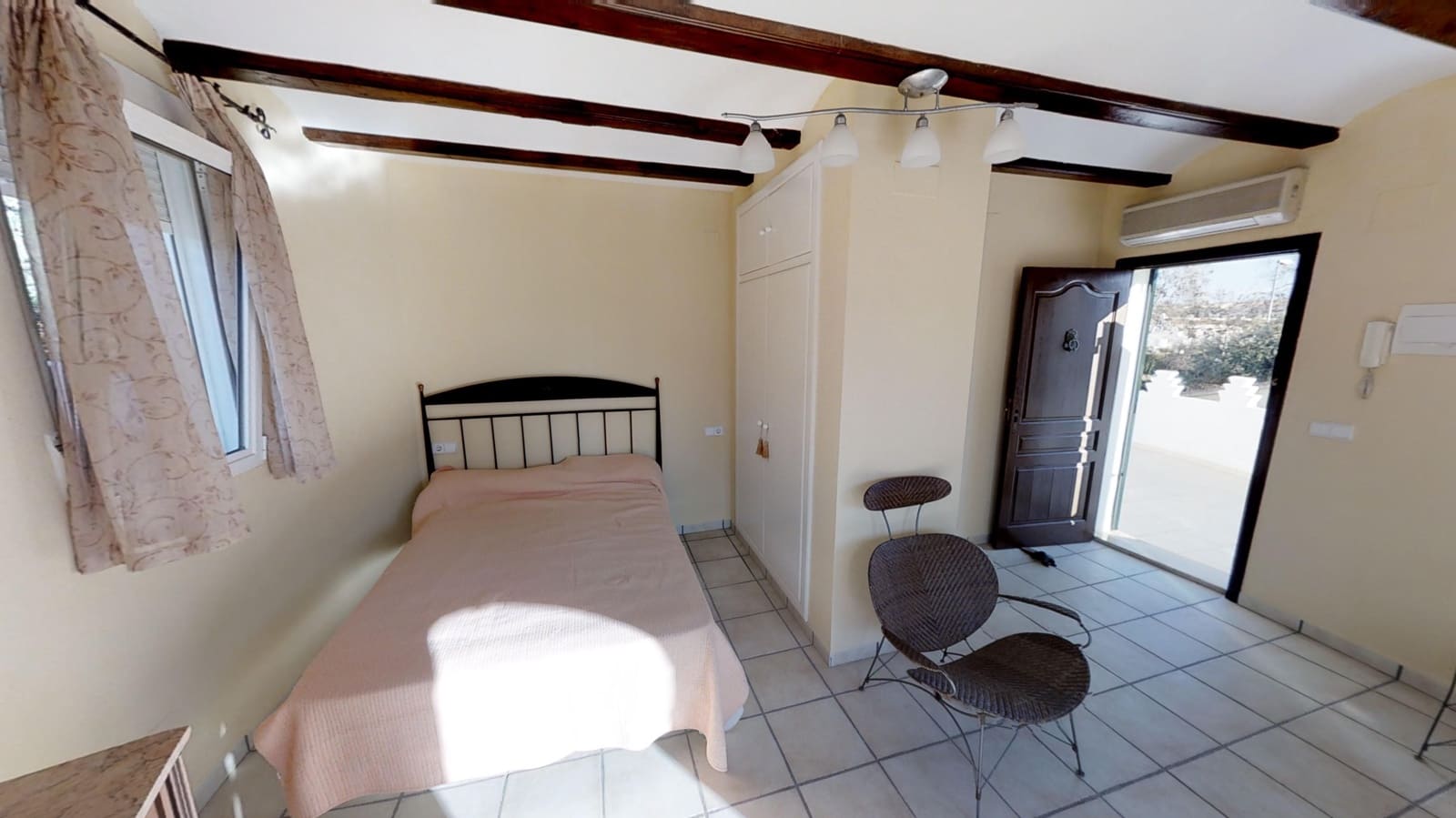 7 quarto Moradia para venda em Denia com piscina garagem - 600 000 € (Ref: 4612582)