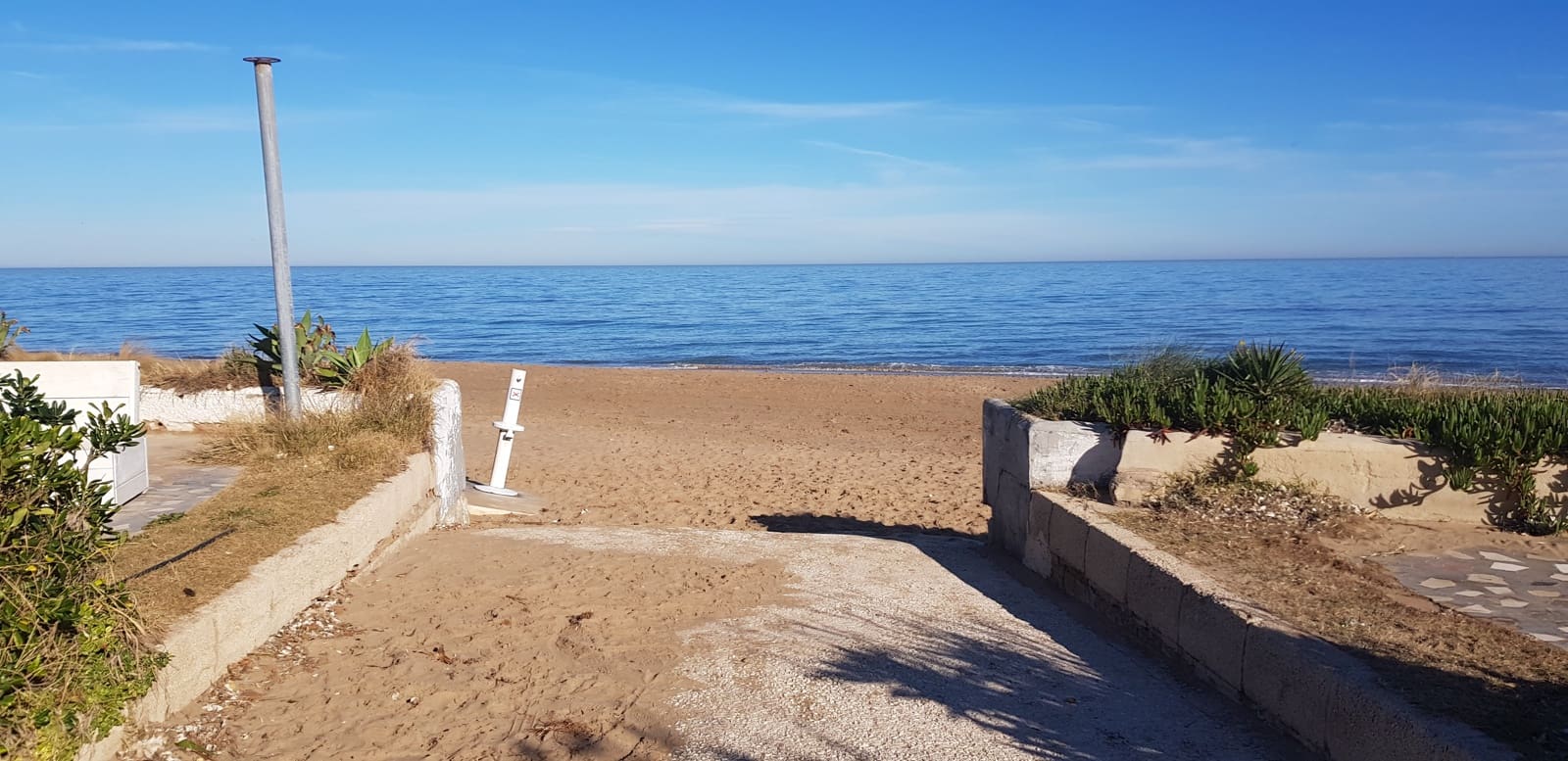 7 quarto Moradia para venda em Denia com piscina garagem - 600 000 € (Ref: 4612582)