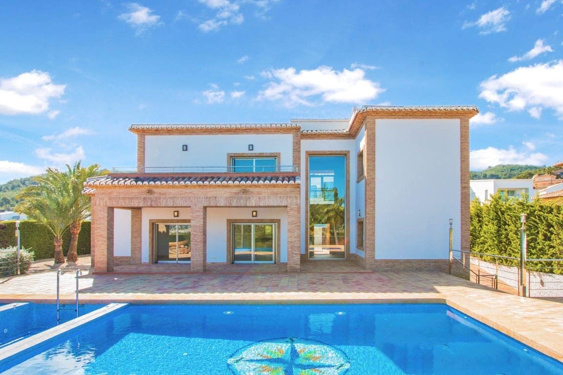 4 bedroom Villa for sale in Javea / Xabia with pool garage - € 1,215,000 (Ref: 5406308)