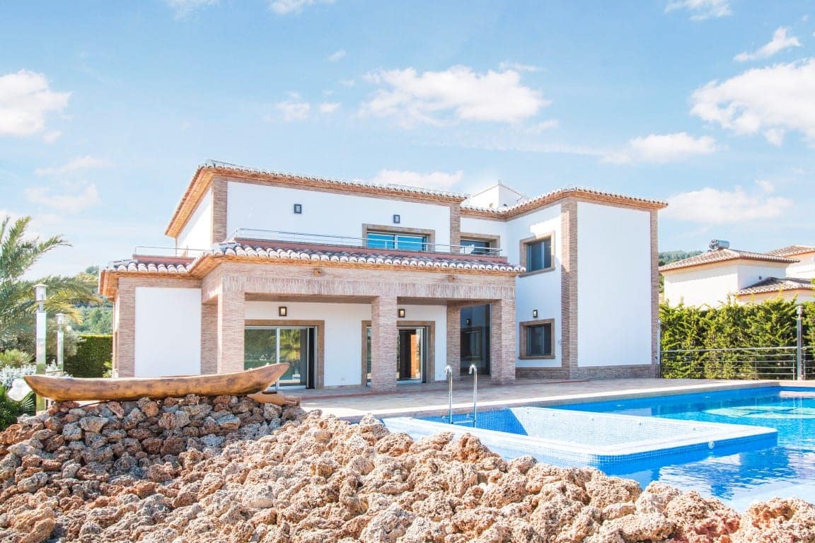 4 bedroom Villa for sale in Javea / Xabia with pool garage - € 1,215,000 (Ref: 5406308)