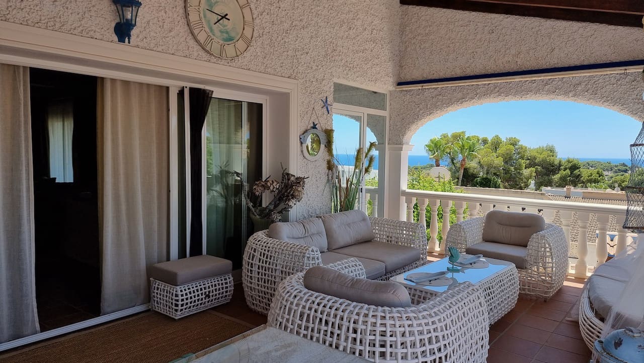 5 bedroom Villa for sale in Moraira with pool garage - € 1,150,000 (Ref: 5406332)