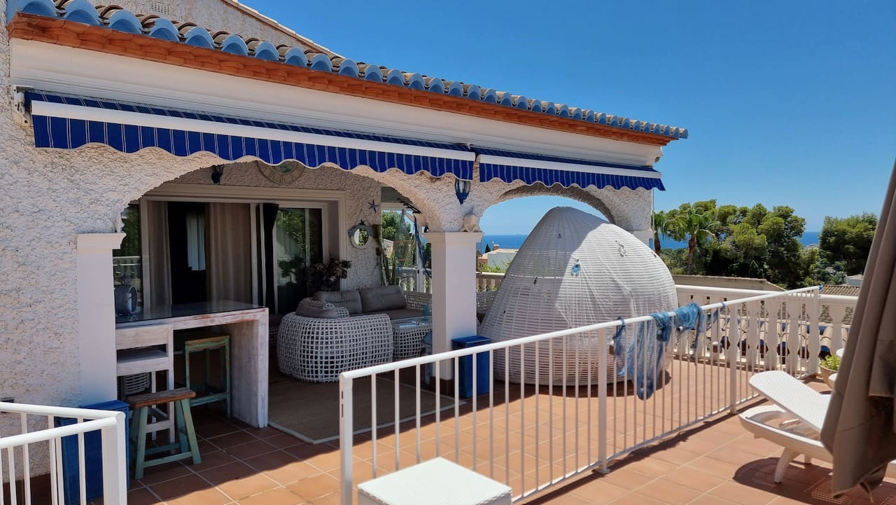 5 bedroom Villa for sale in Moraira with pool garage - € 1,150,000 (Ref: 5406332)