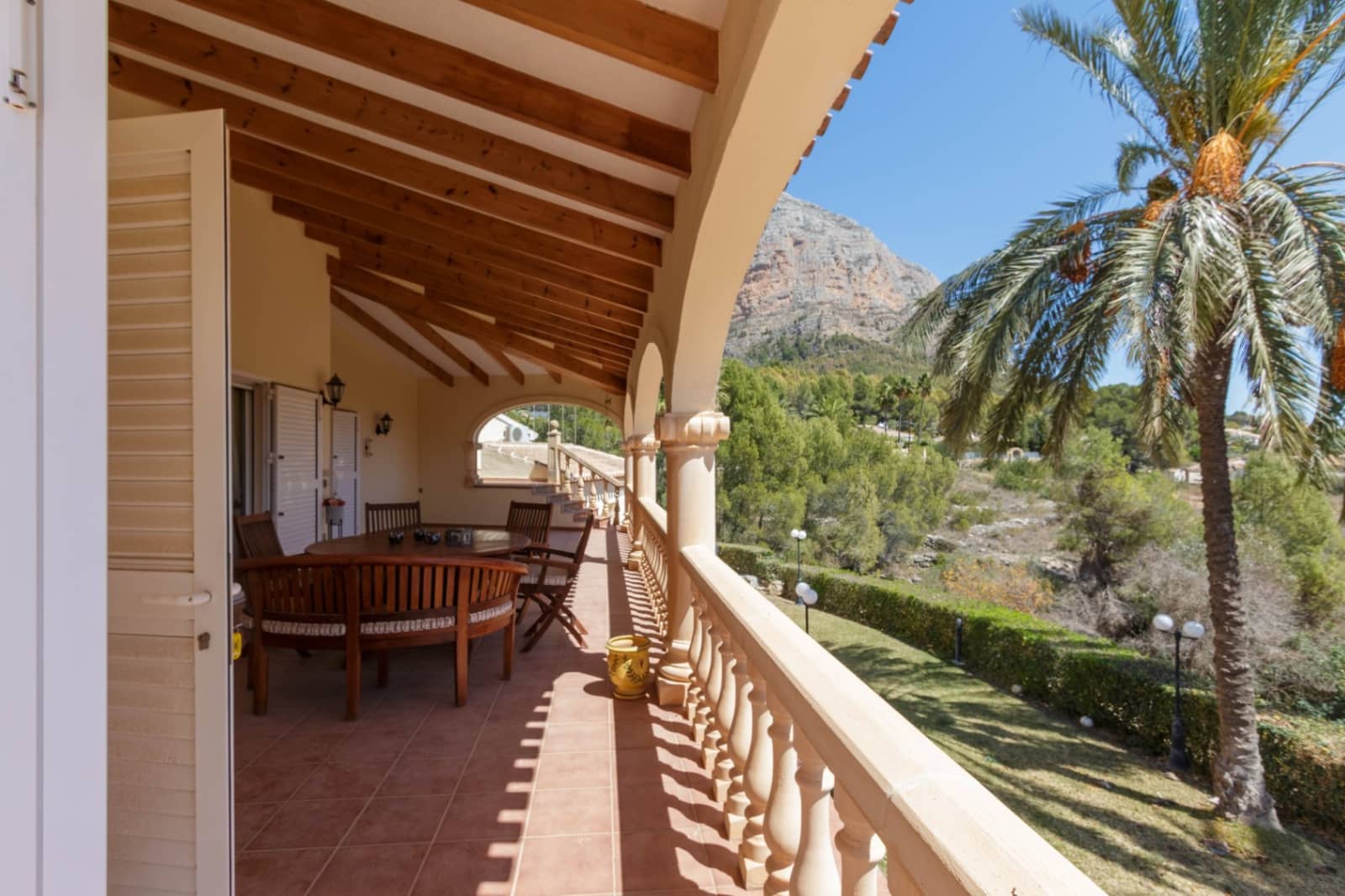 4 soveværelse Villa til salg i Javea / Xabia med swimmingpool garage - € 995.000 (Ref: 5407311)