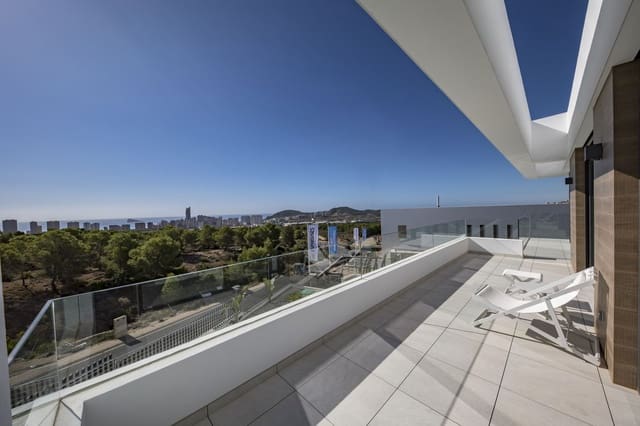 4 soveværelse Villa til salg i Finestrat med swimmingpool garage - € 660.000 (Ref: 5518356)