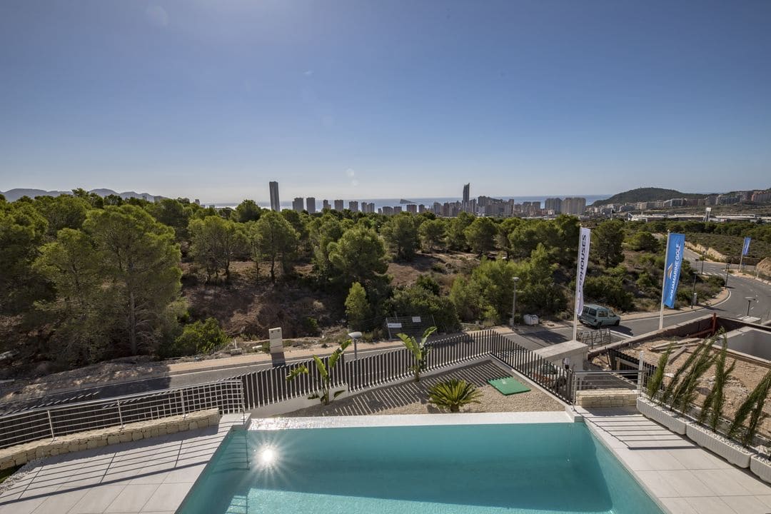 4 bedroom Villa for sale in Finestrat with pool garage - € 660,000 (Ref: 5518356)