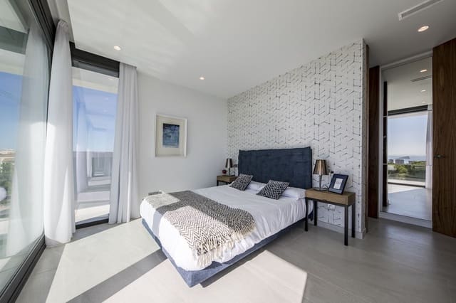 4 soveværelse Villa til salg i Finestrat med swimmingpool garage - € 660.000 (Ref: 5518356)