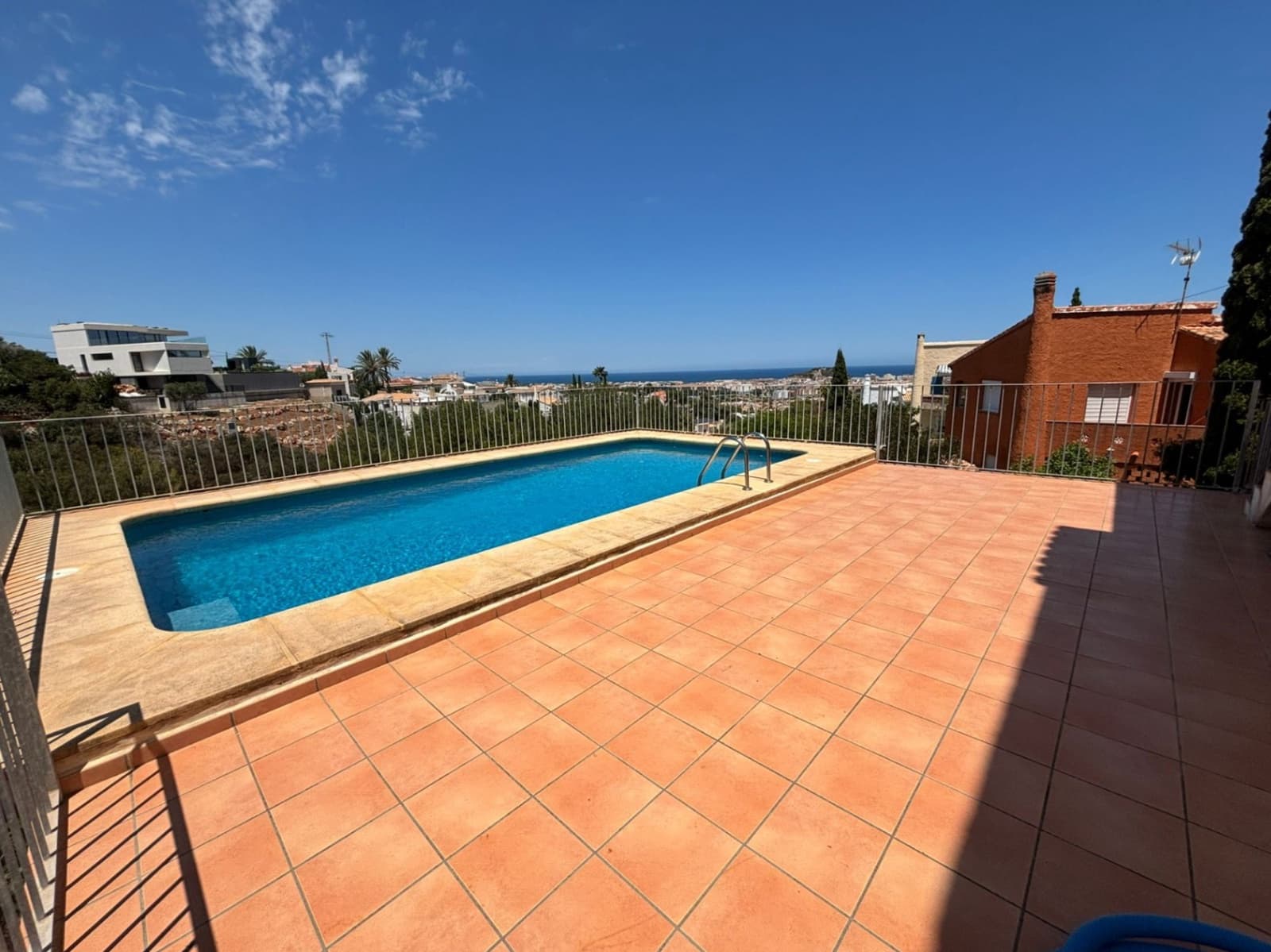 3 bedroom Villa for sale in Denia with pool garage - € 448,000 (Ref: 5518357)