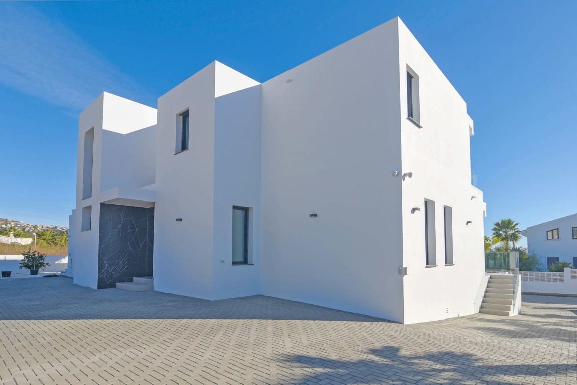 4 bedroom Villa for sale in Moraira with pool garage - € 1,100,000 (Ref: 5563367)